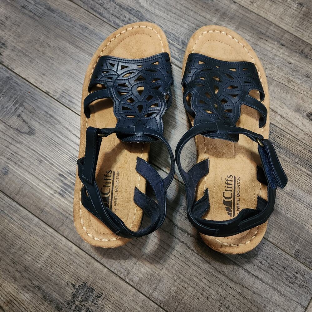 Cliffs sandals womens size 9M blue excellent condition